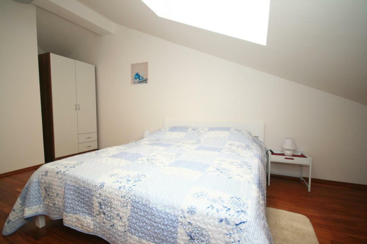 Apartment Mimoza 5, Baska, Krk المظهر الخارجي الصورة